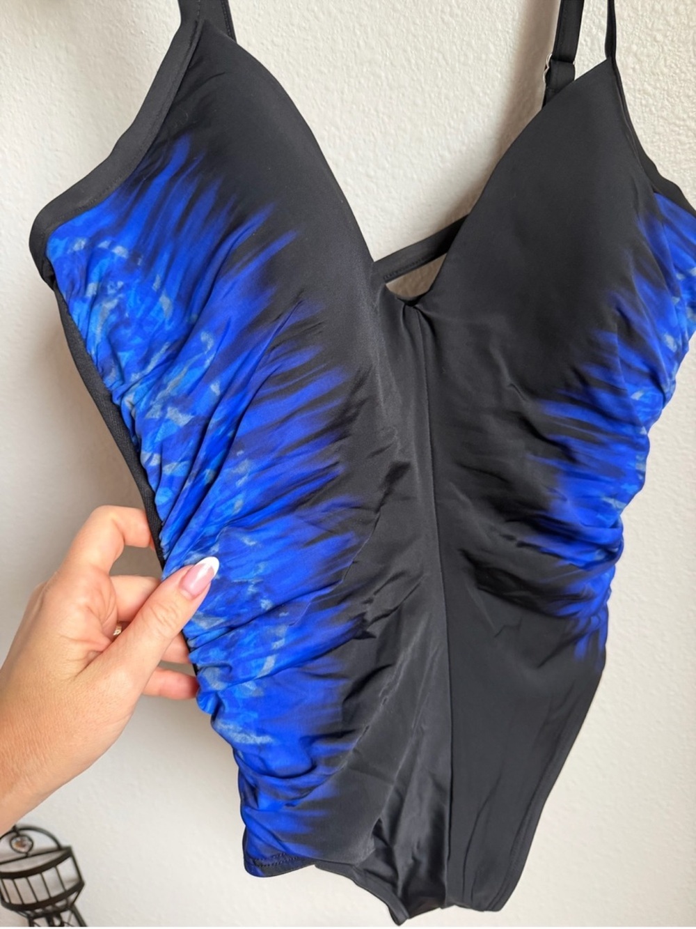 NWT Miraclesuit Swim Paka Mayan Temptation One Piece Swimsuit Sz 14 - Picture 6 of 11
